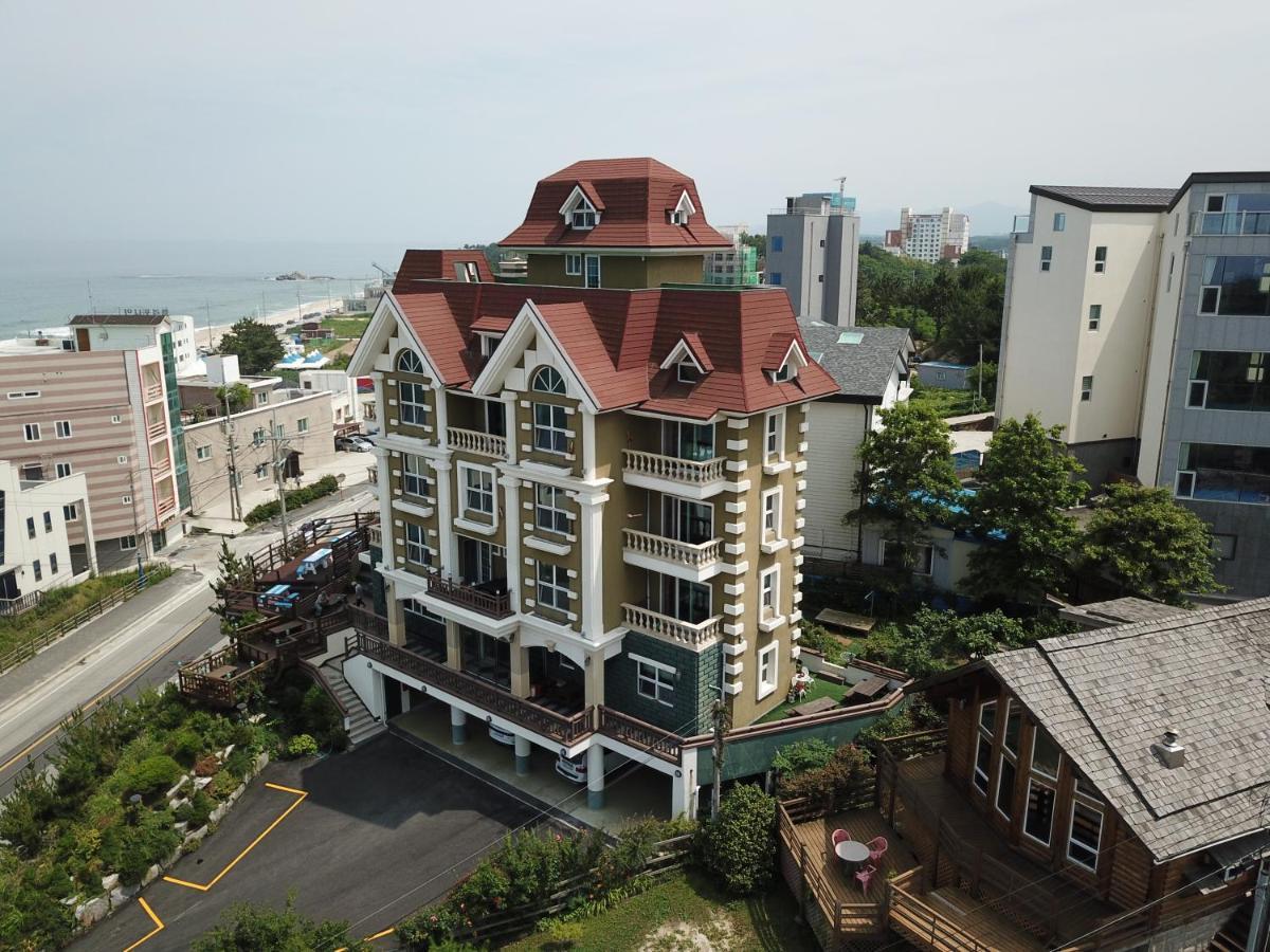 Pension Badawa 江陵市 エクステリア 写真