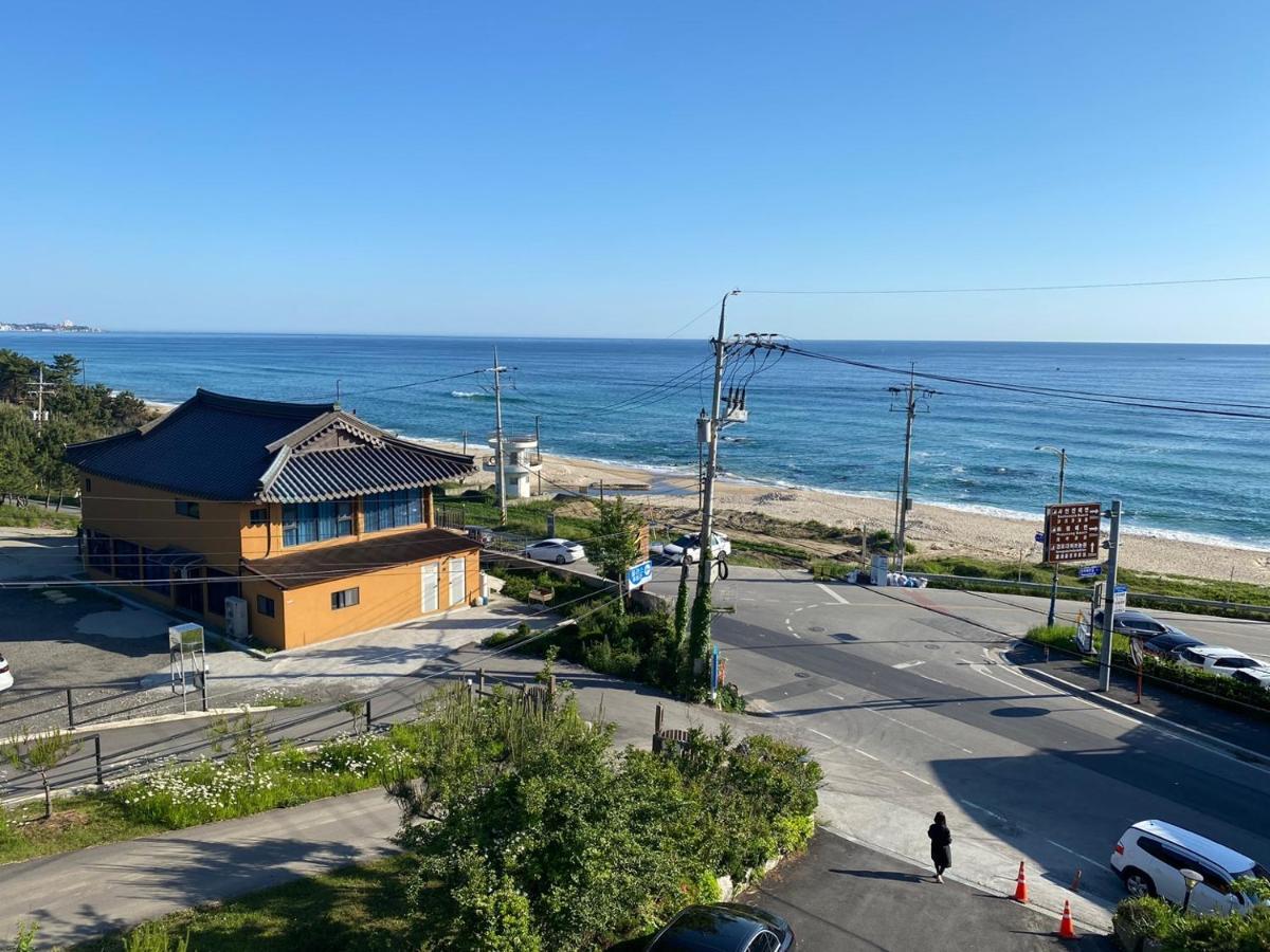 Pension Badawa 江陵市 エクステリア 写真